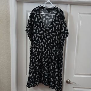 Torrid Black and White Pineapple Midi Dress